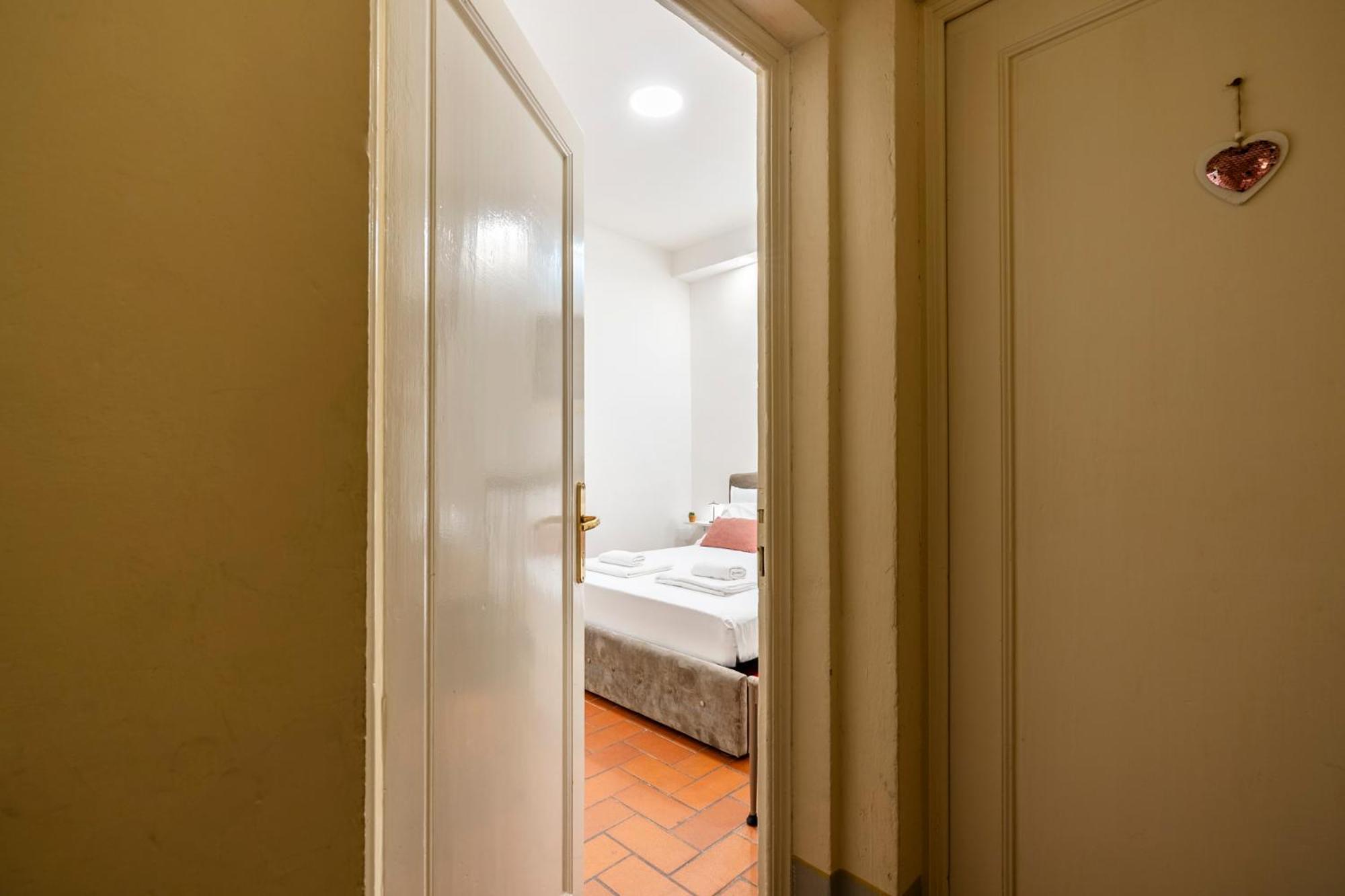 Apartment Venus Duomo Square Florence